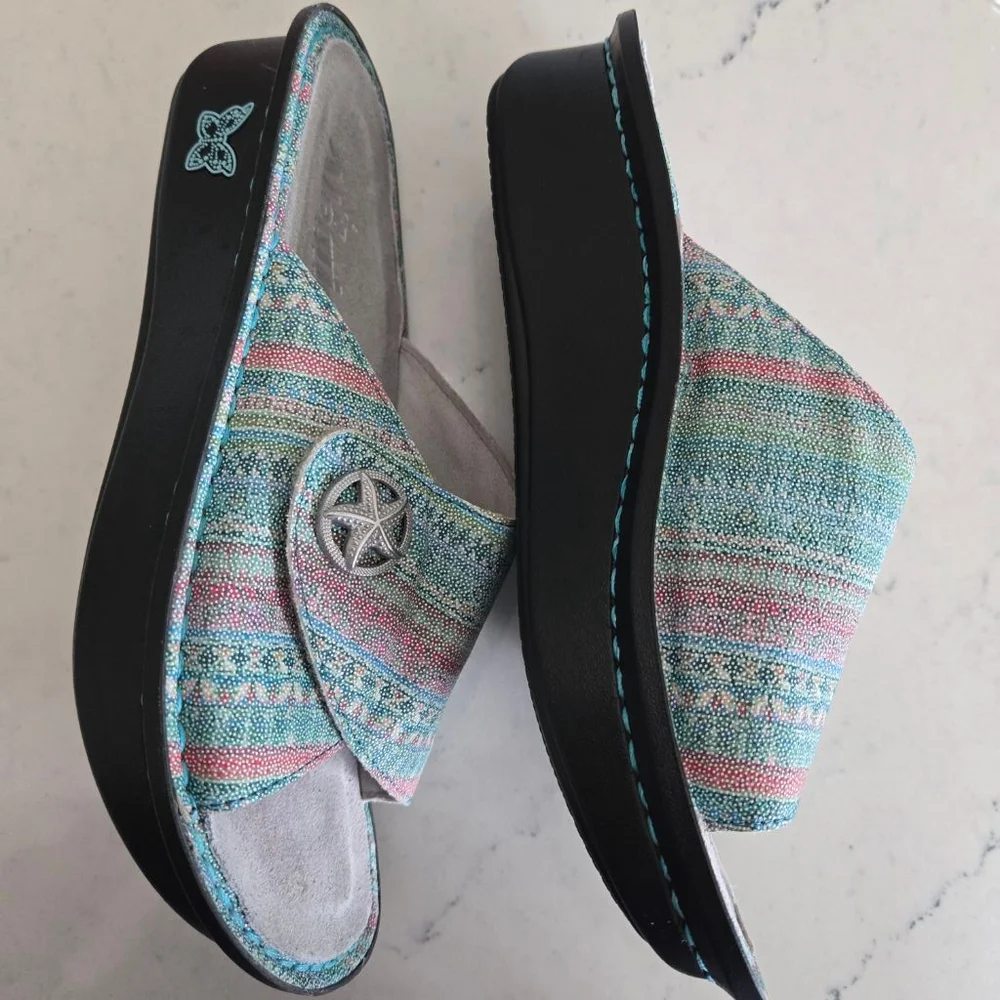 Women's Alegria Kylee Starfish Seascape Leather Slide Sandals Size 37